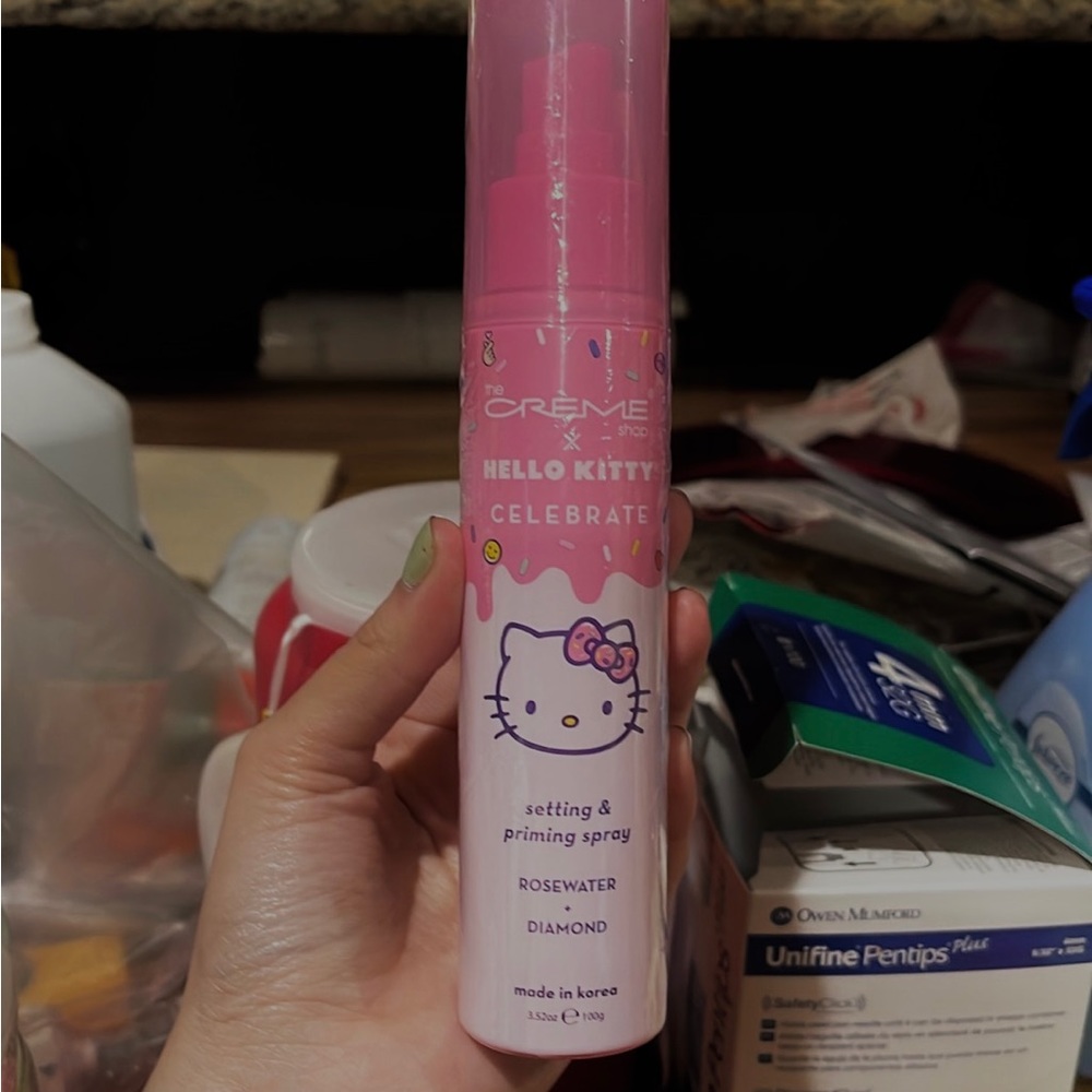 Hello kitty x the creme shop